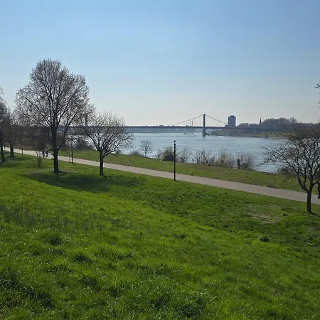 Apartment Rhein Living - Balkon Und Rheinpromenade